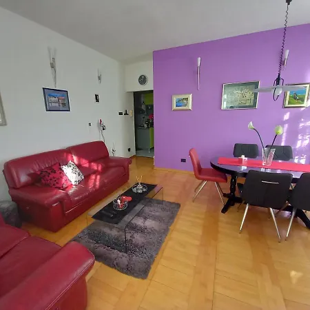 Diana Apartment *