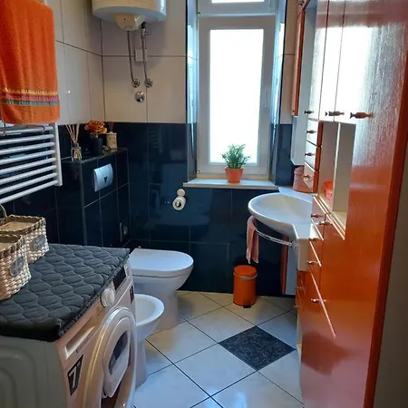 Diana Apartment Split